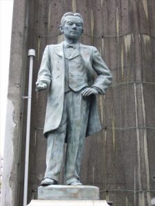 大阪経済の父に一喝してもらいました。
